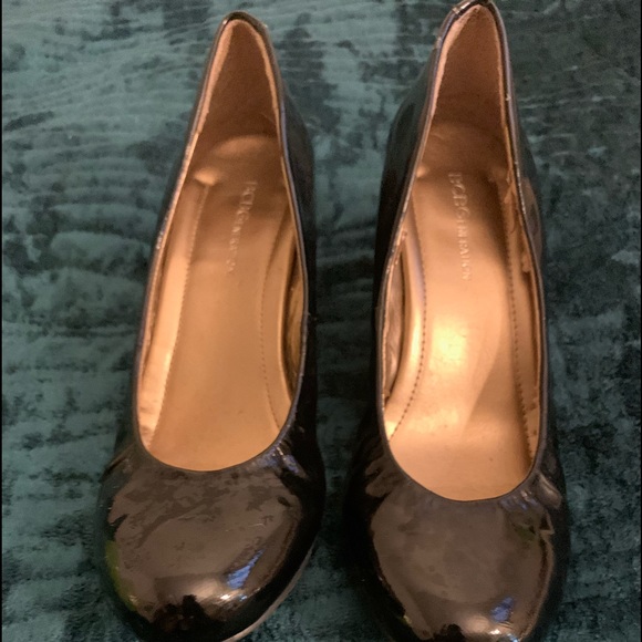 Pat and leather shoes - Picture 2 of 3